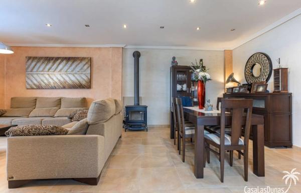 Independent chalet for sale in Calle, Los Montesinos
photo 1