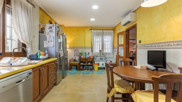 Independent chalet for sale in Los Montesinos, Los Montesinos
thumbnail 2