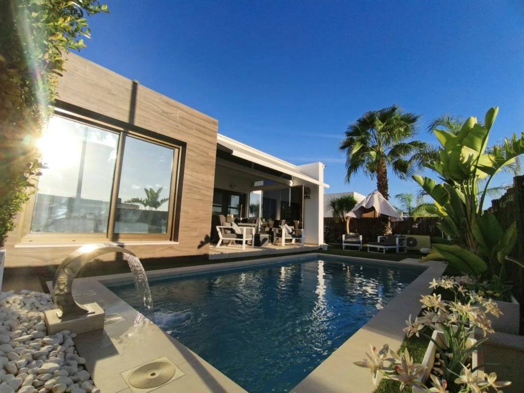 Продажа отдельного шале в Calle Tamarindo, Ориуэла photo 1