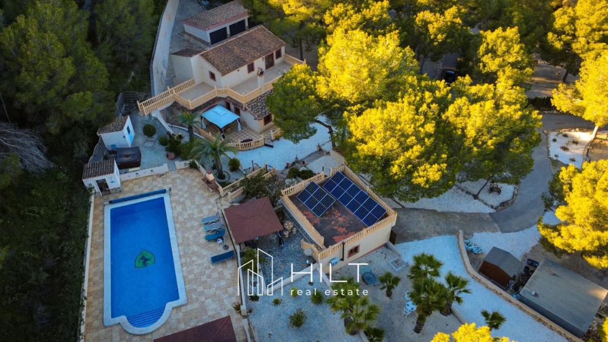 Sale of independent chalet in Desamparados-Hurchillo-Torremendo, Orihuela
photo 2