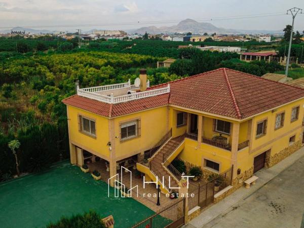 Chalet independiente en venta en Desamparados-Hurchillo-Torremendo, Orihuela
photo 1