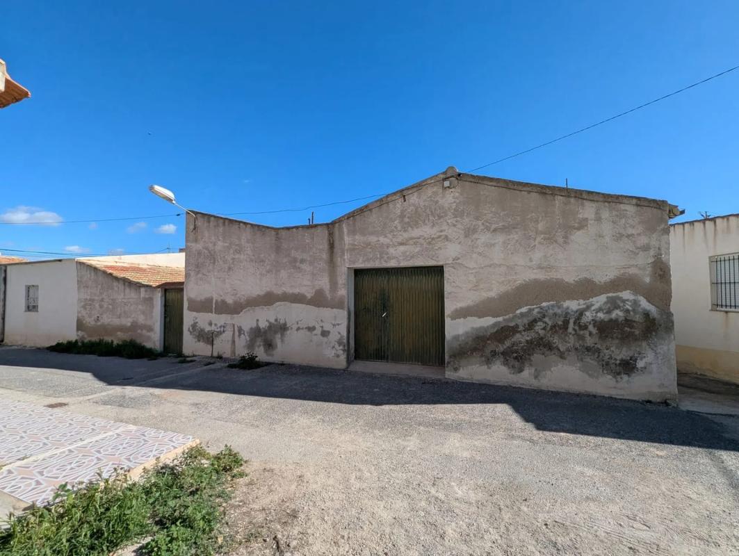 Propiedades en venta y alquiler en España photo 2