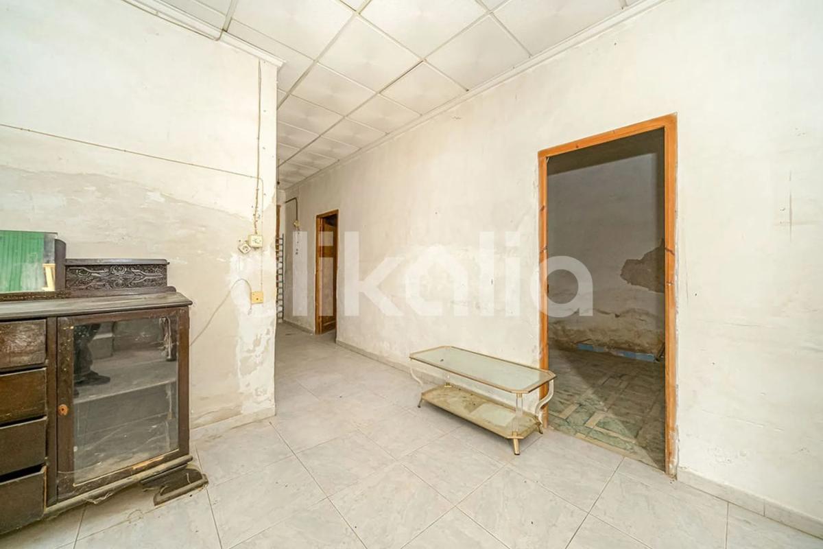 Sale of independent chalet in Travesía Ap, Orihuela
photo 2