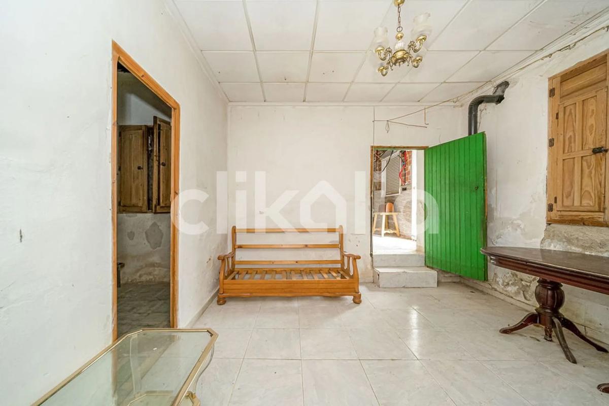 Sale of independent chalet in Travesía Ap, Orihuela
photo 4