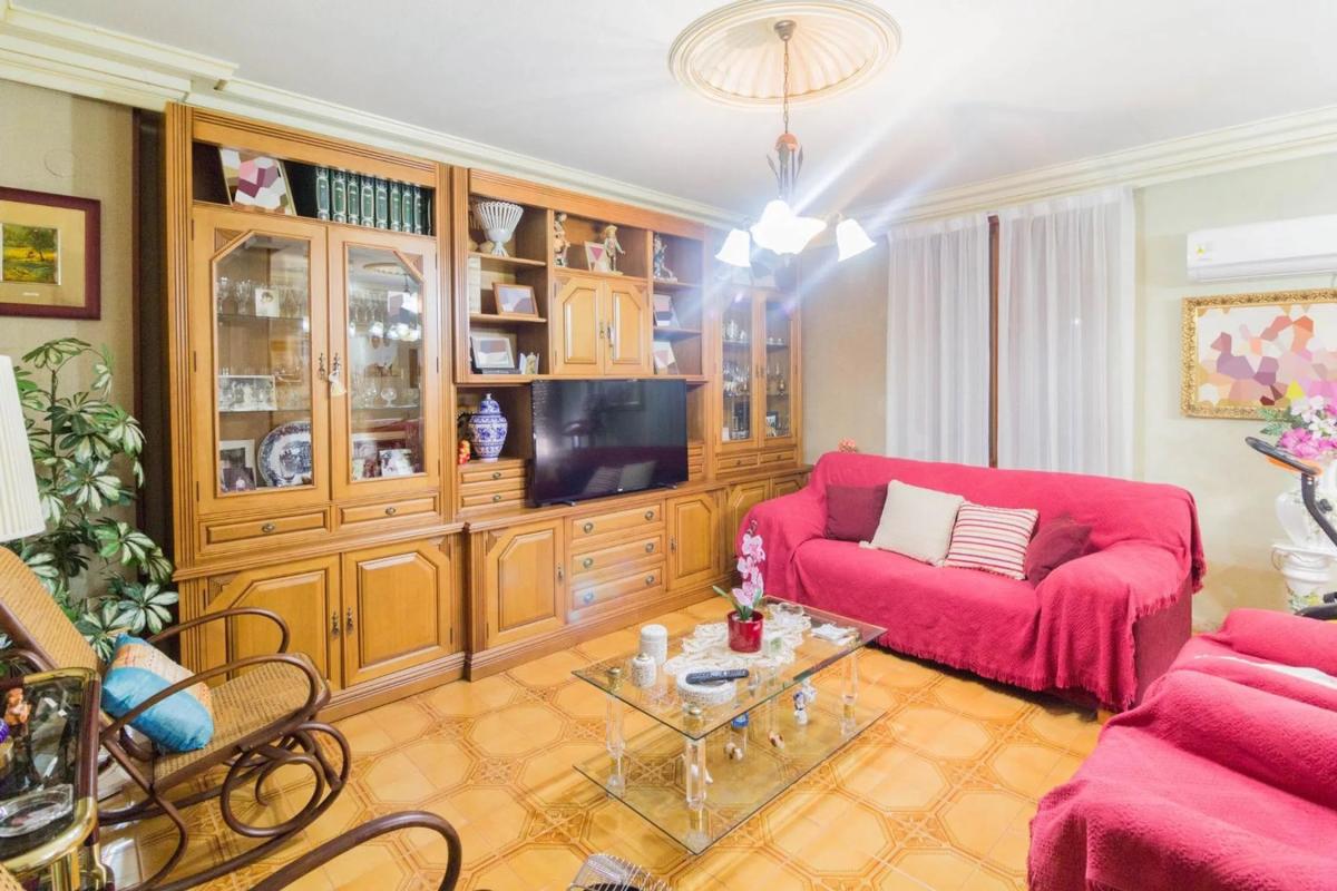 Продажа квартиры на Calle Marqués de Arneva, Ориуэла
photo 1