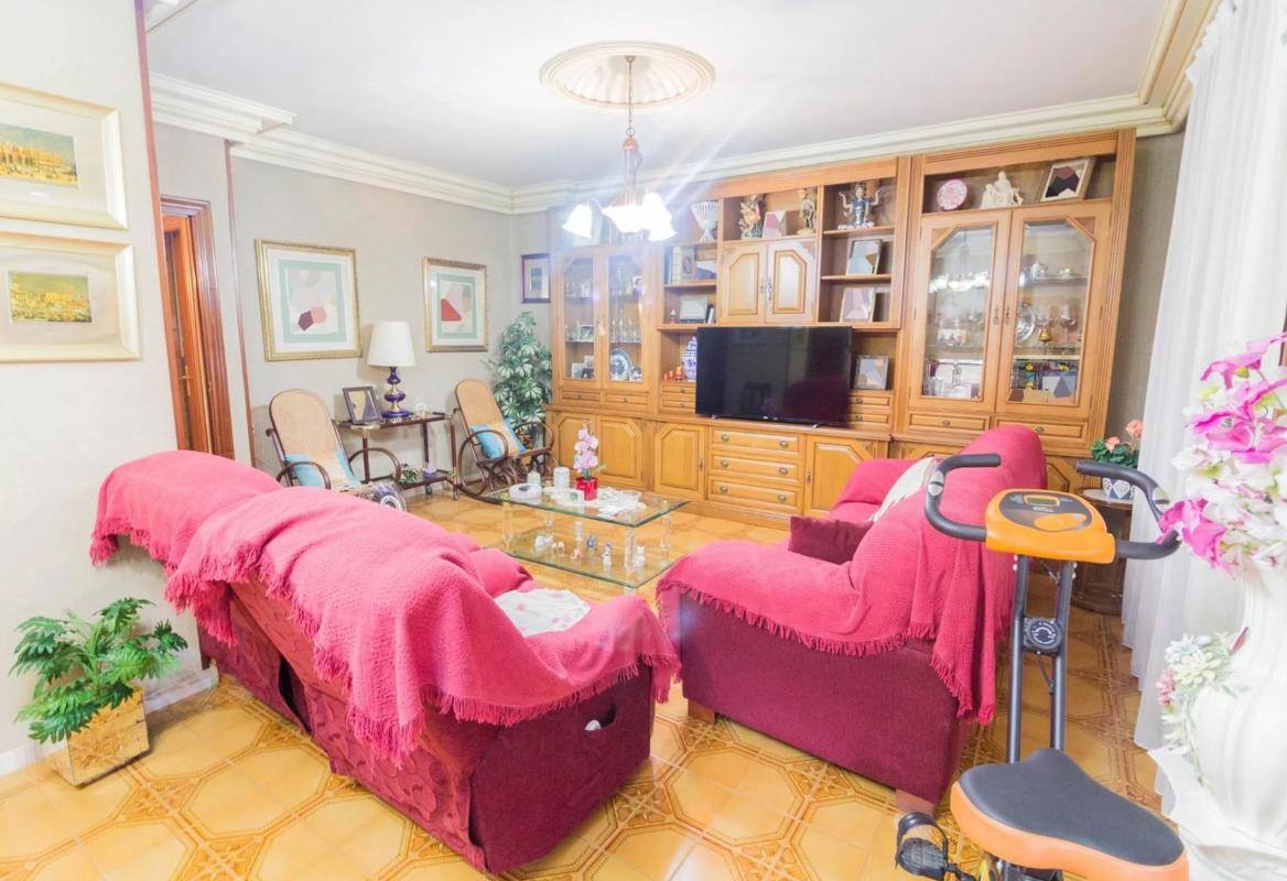 Продажа квартиры на Calle Marqués de Arneva, Ориуэла
photo 2