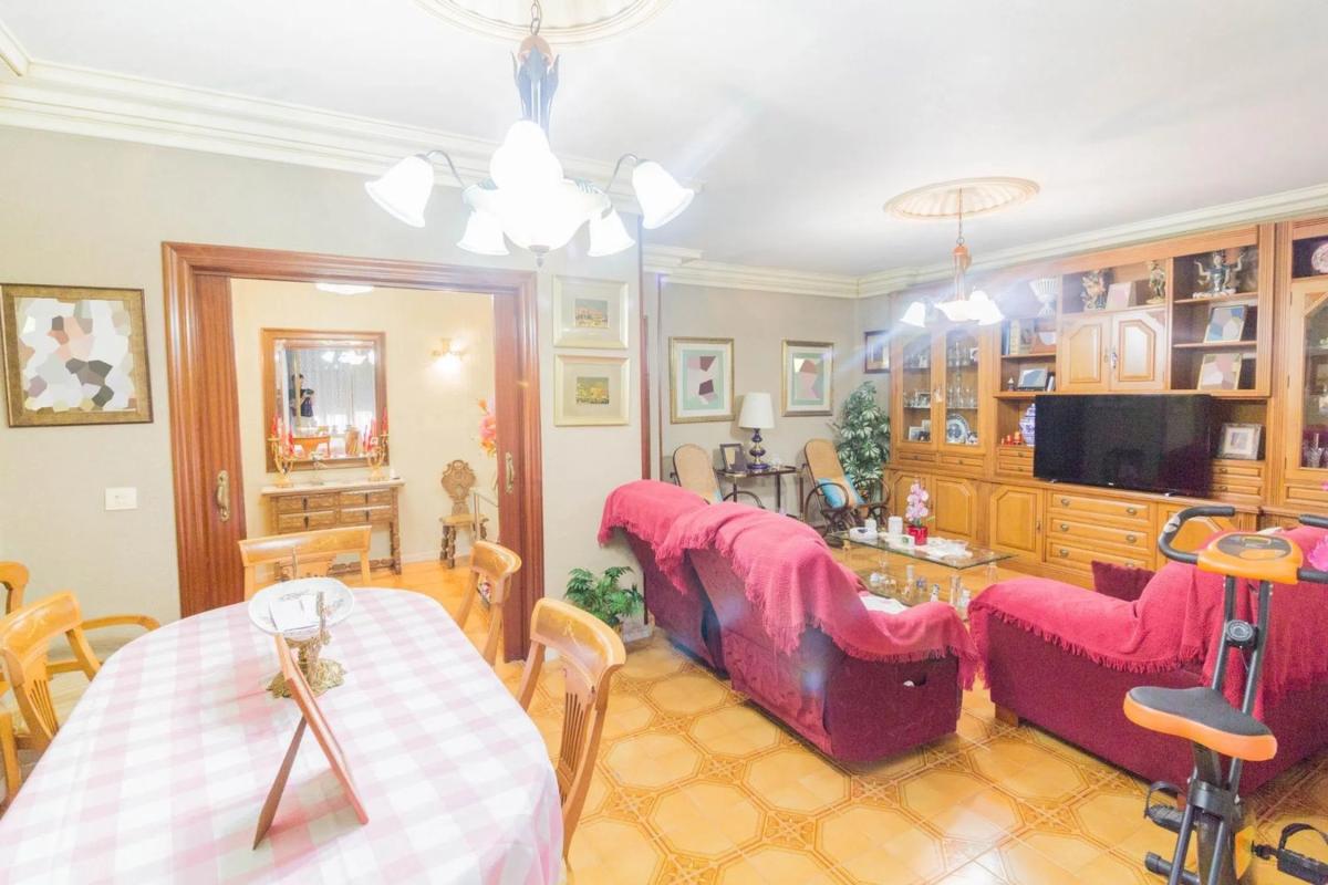 Продажа квартиры на Calle Marqués de Arneva, Ориуэла
photo 4