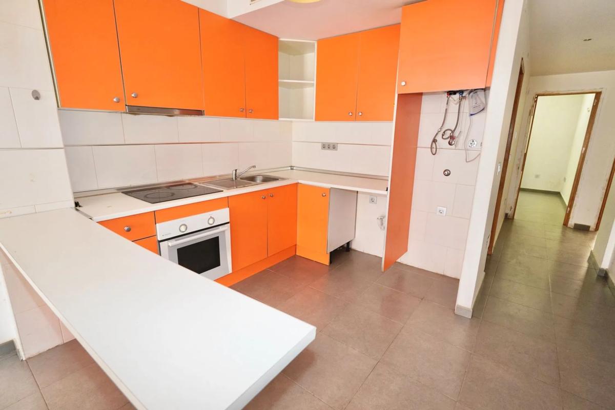 Продажа квартиры на Calle Cedaceros, 4, Ориуэла
photo 2
