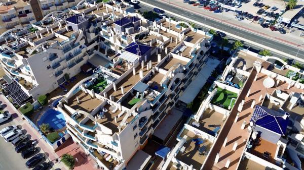 Mieszkanie na sprzedaż w Calle del Mar, Orihuela photo 1