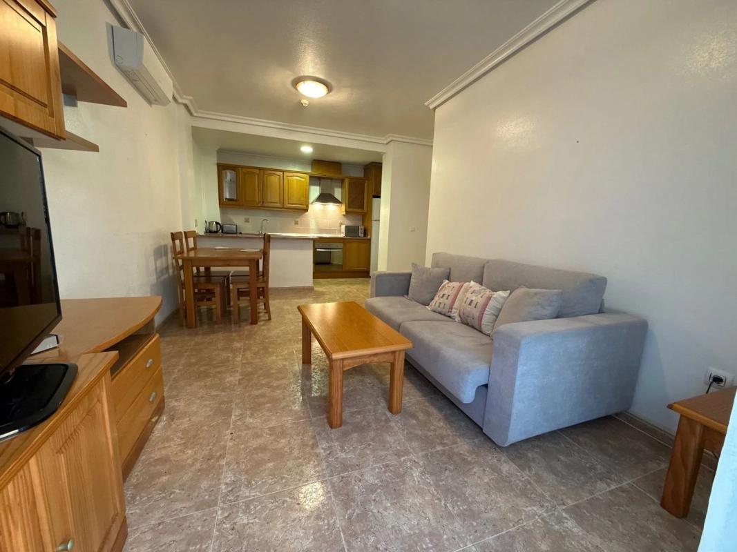 Venta de piso en Barrio Aguamarina, Orihuela
photo 3