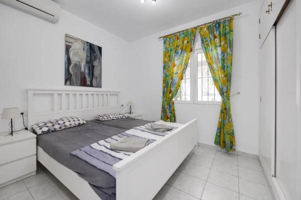 Independent chalet for sale in N-332, Orihuela
 photo 1