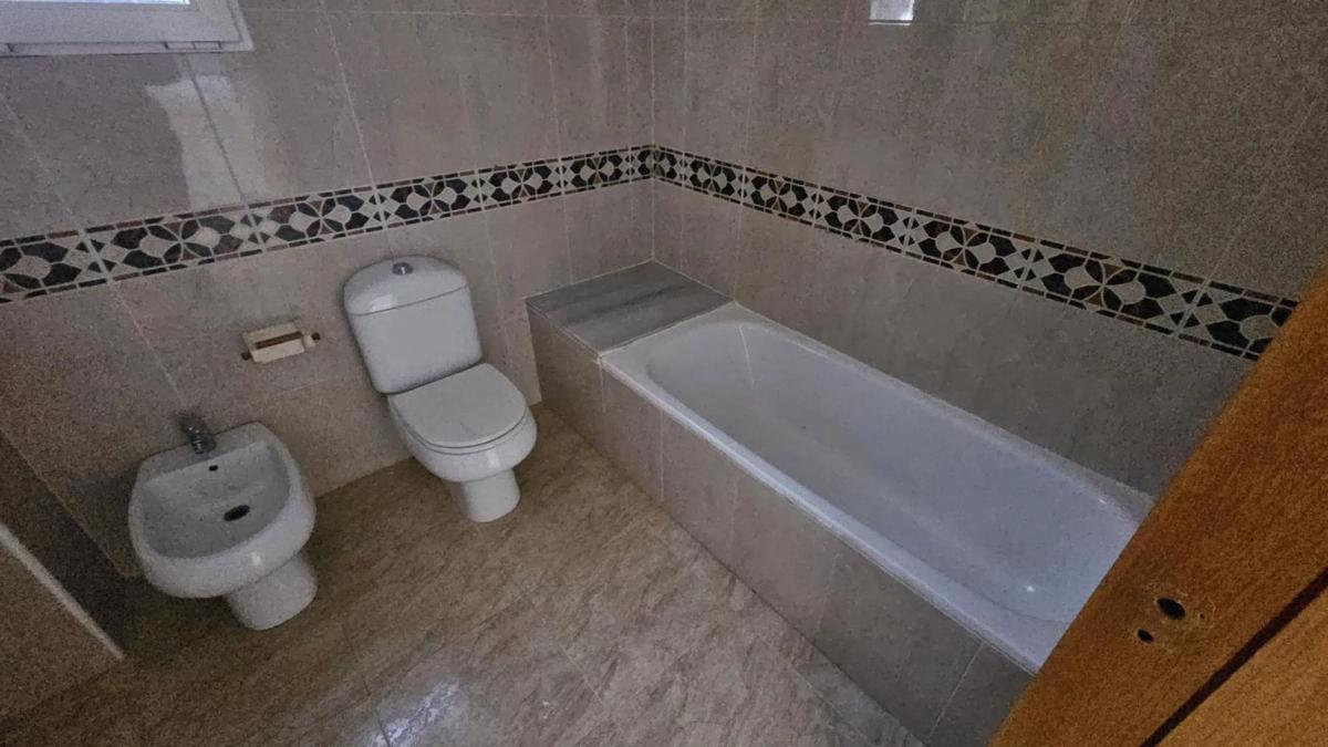 Venta de piso en Barrio Campoamor, Orihuela
photo 4