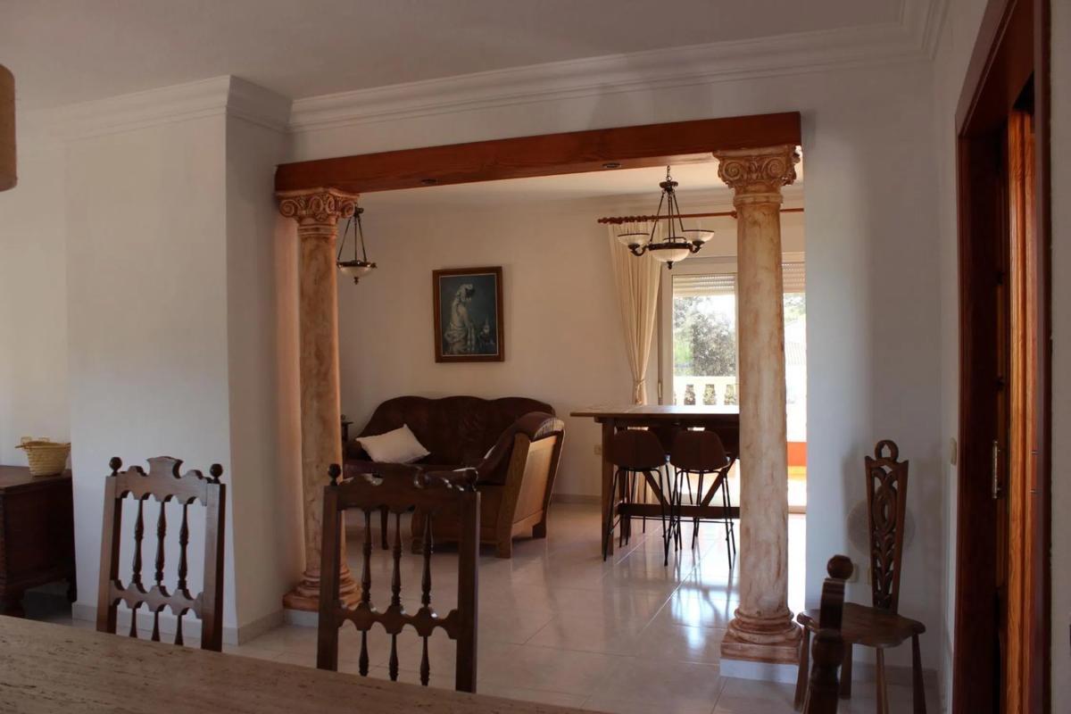 Продажа отдельного шале в Calle Rube Darío Cmor, Ориуэла photo 1