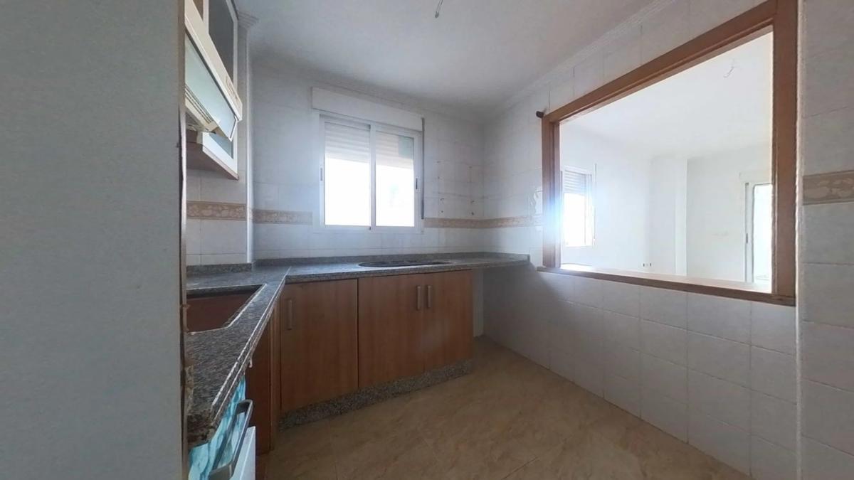 Sale of independent chalet in Calle Samaniego, Orihuela
photo 4