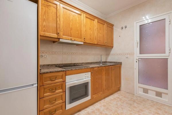 Piso en venta en Barrio La Regia, Orihuela
photo 1