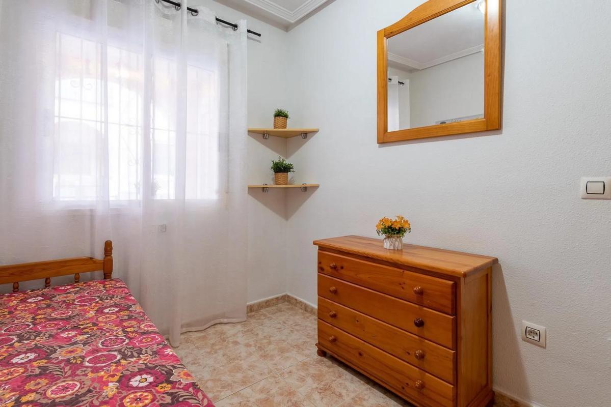 Venta de piso en Barrio La Regia, Orihuela
 photo 3