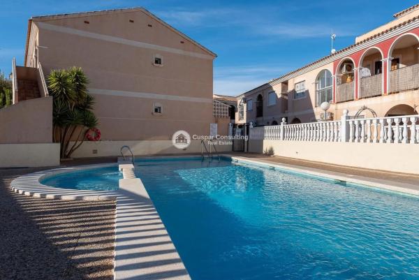 Piso en venta en Barrio La Regia, Orihuela
photo 1