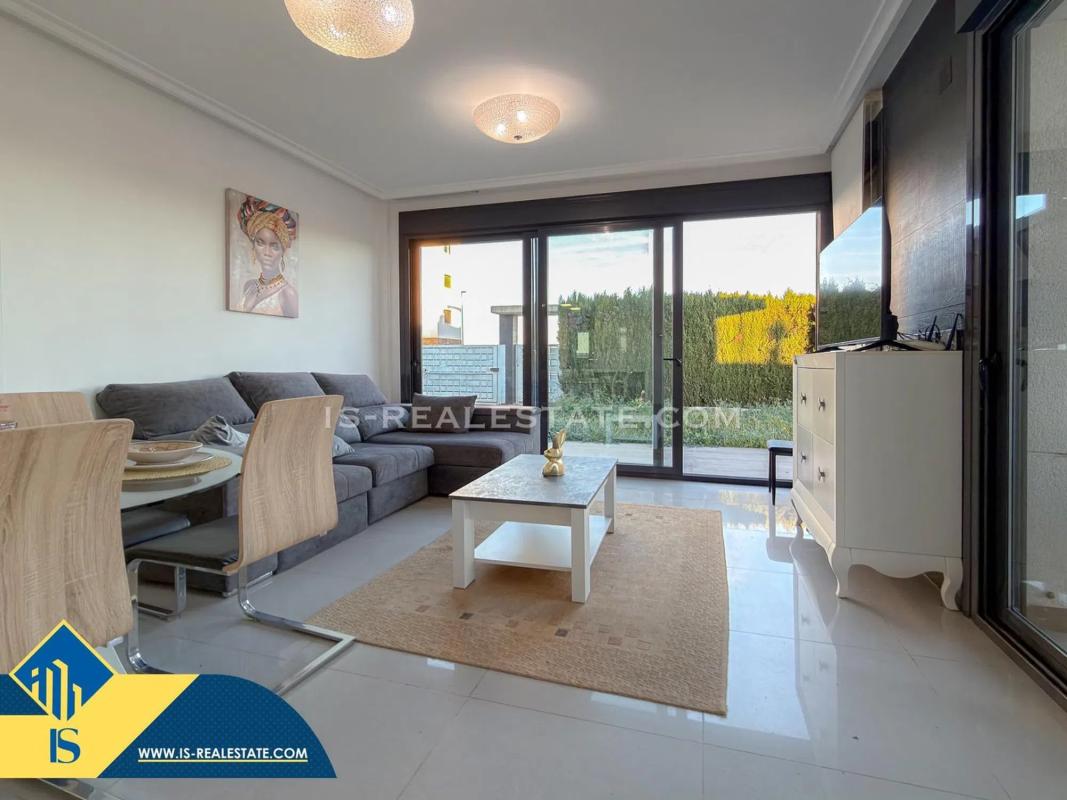Продажа отдельного шале в  Barrio Lomas de Cabo Roig-Los Dolses, Ориуэла photo 3
