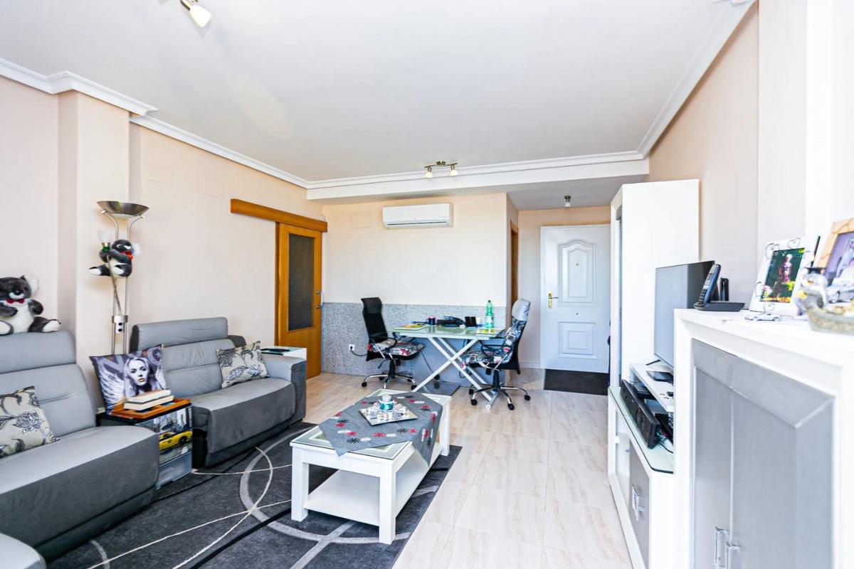 Venta de piso en Calle c turiñan, 25, Orihuela
photo 3