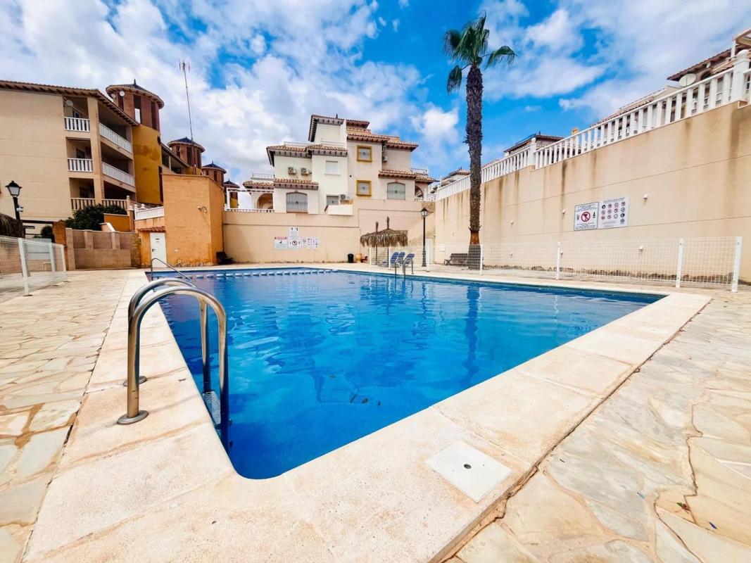 Venta de piso en Calle Castillo del Rio, 19, Orihuela
 photo 2