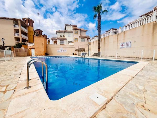 Piso en venta en Calle Castillo del Rio, 19, Orihuela
thumbnail 1