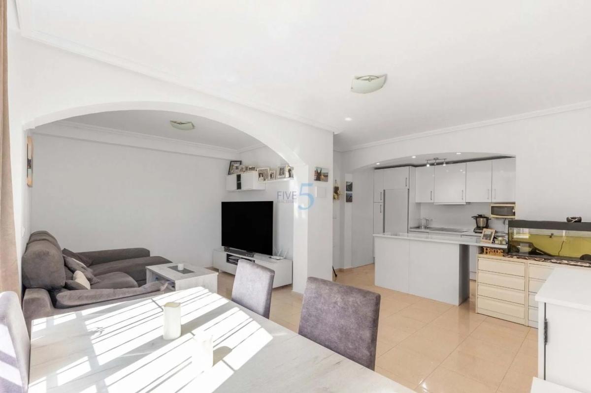 Продажа отдельного шале в  Barrio Lomas de Cabo Roig-Los Dolses, Ориуэла photo 5