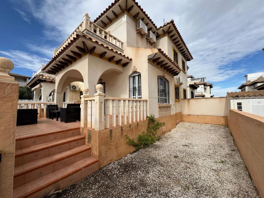 Venta de chalet adosado en Barrio Lomas de Cabo Roig-Los Dolses , Orihuela photo 3
