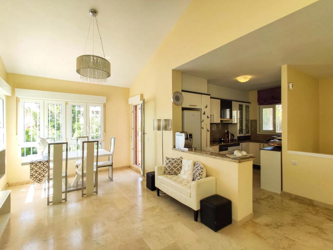 Sale of independent chalet in Calle Rio Segura, Orihuela
 photo 3