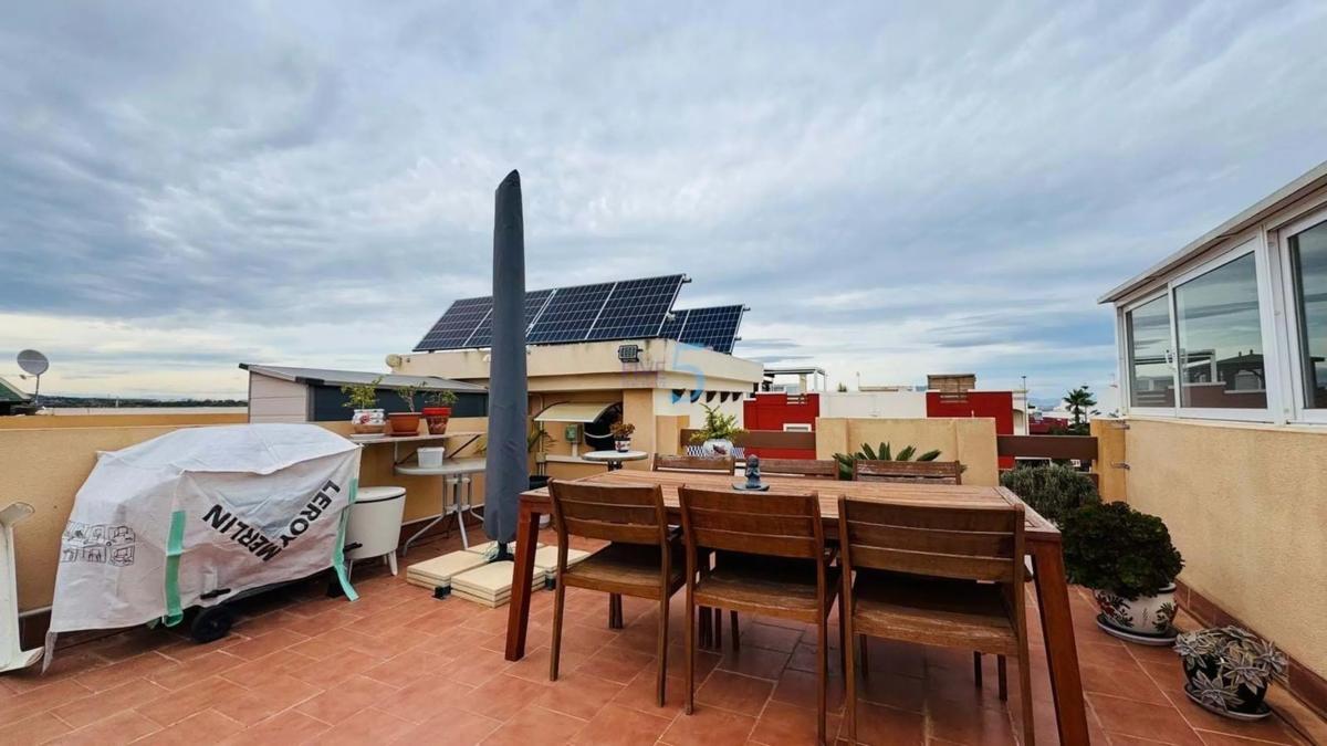 Sprzedaż mieszkania w Barrio Los Almendros-La Florida, Orihuela
photo 3