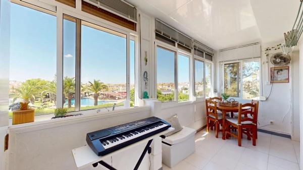 Mieszkanie na sprzedaż w  Barrio Los Almendros-La Florida, Orihuela photo 2
