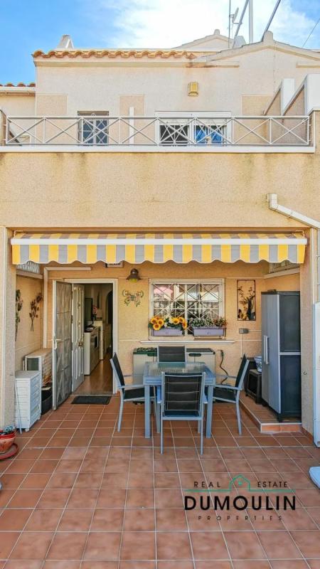 Venta de chalet independiente en Barrio Los Almendros-La Florida, Orihuela
photo 4