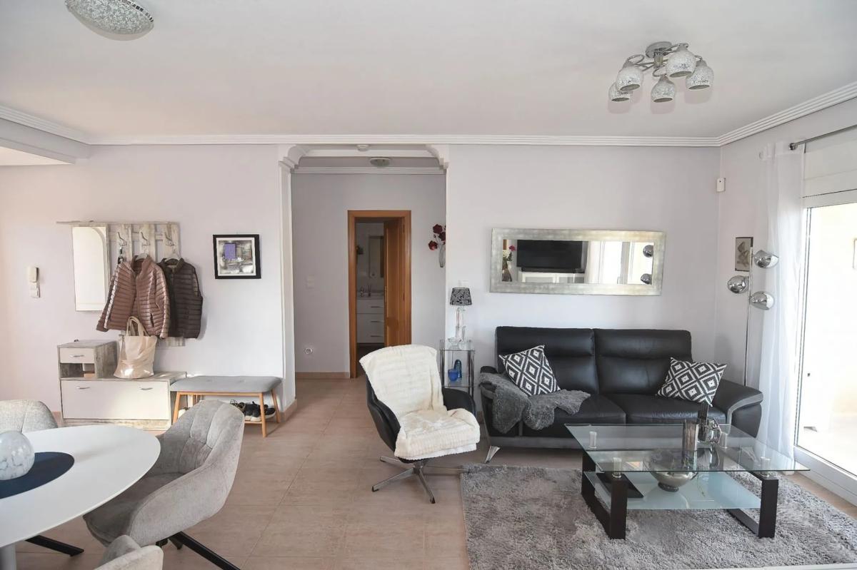 Продажа отдельного шале в Calle 35 la Florida, 3, Ориуэла photo 4