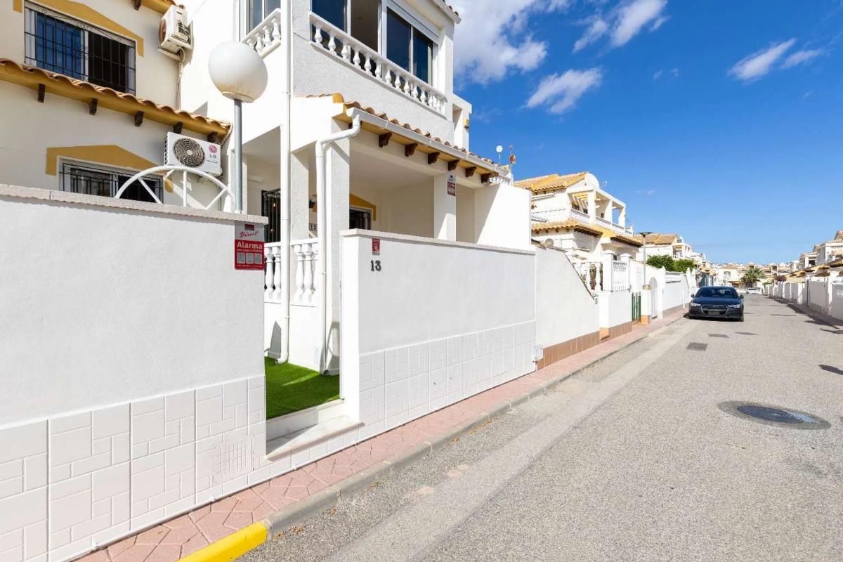 Duplex sale in Barrio Los Balcones y los Altos, Orihuela photo 2