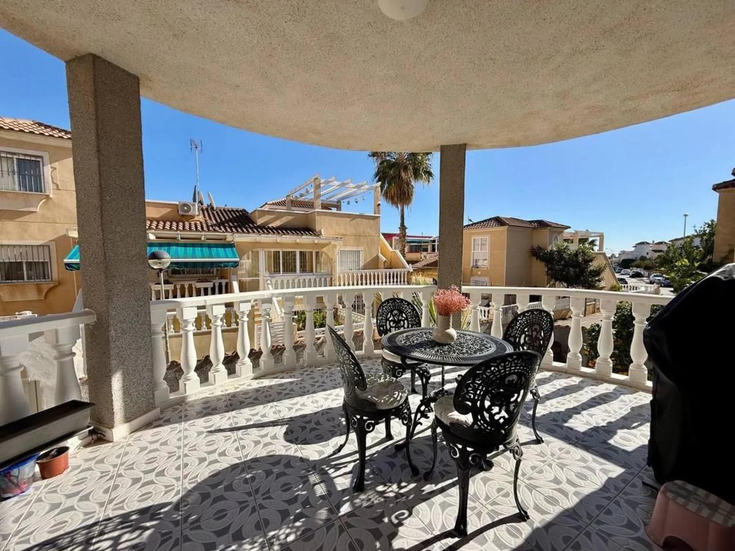 Venta de chalet independiente en Barrio Playa Flamenca, Orihuela
 photo 4