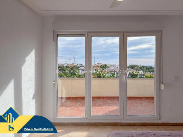 Ático en venta en Barrio Punta Prima, Orihuela photo 1