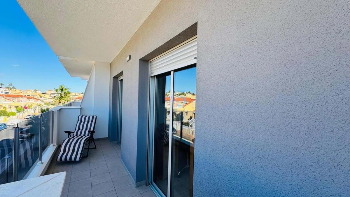 Sprzedaż mieszkania w Barrio Villamartín-Las Filipinas, Orihuela
photo 2