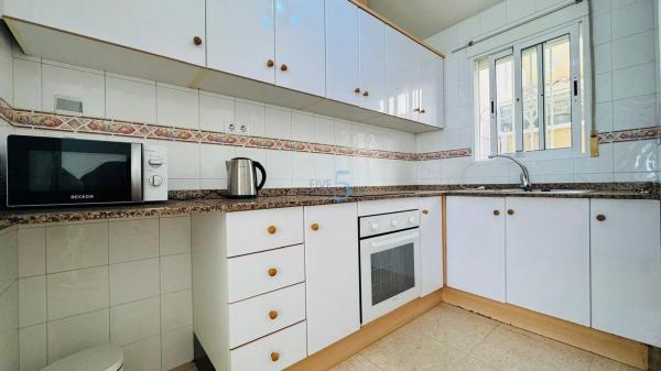 Chalet independiente en venta en Barrio Villamartín-Las Filipinas, Orihuela
thumbnail 1