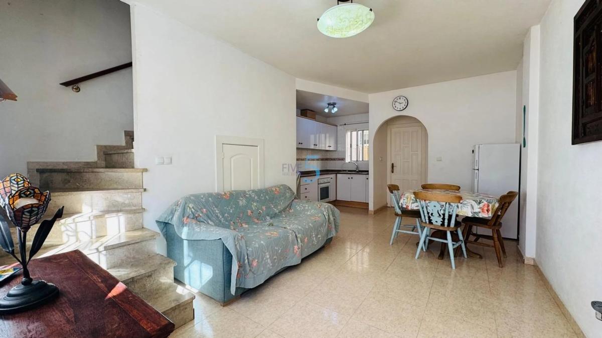 Venta de chalet independiente en Barrio Villamartín-Las Filipinas, Orihuela
photo 3