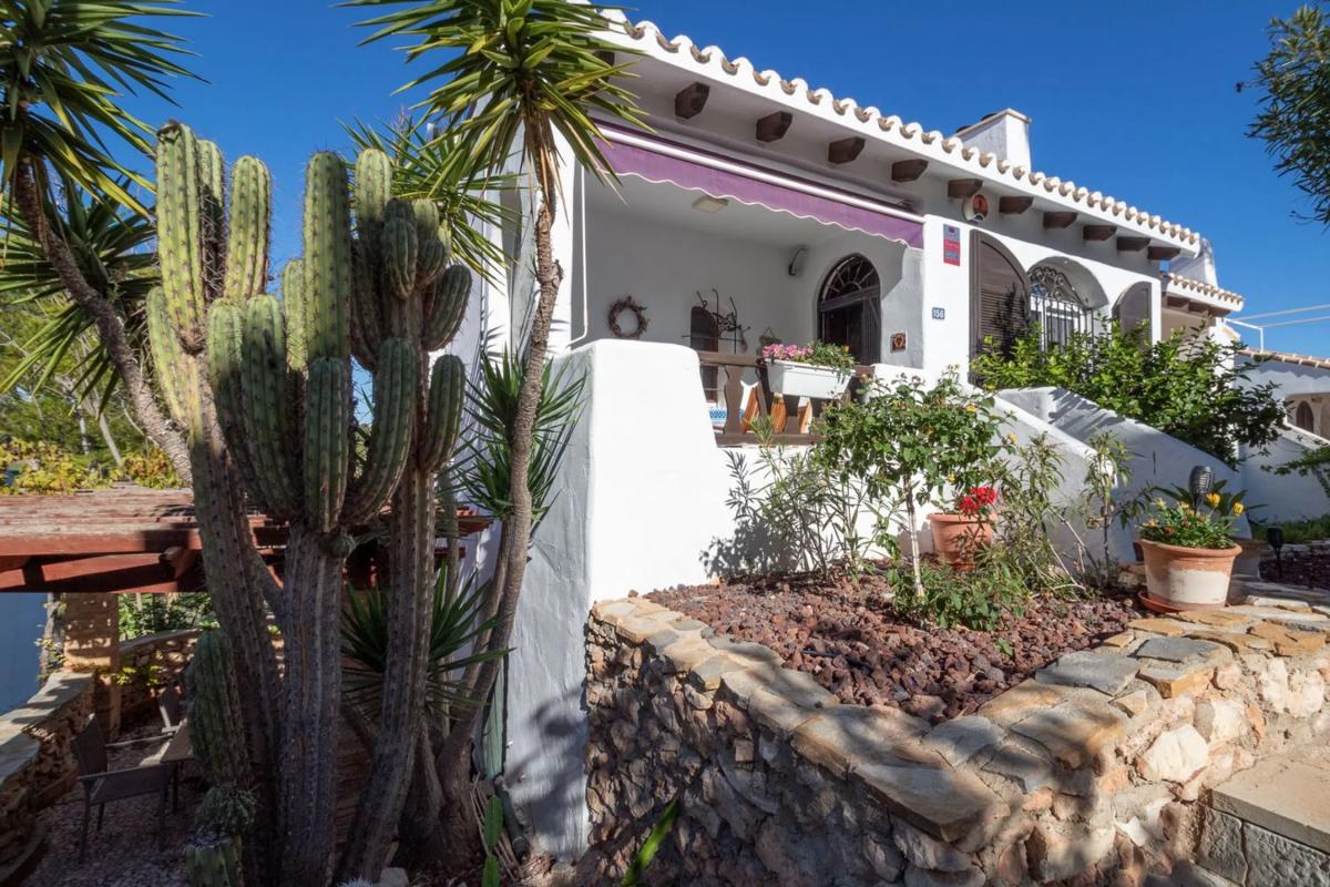 Properties for sale and rent in Spain photo 1