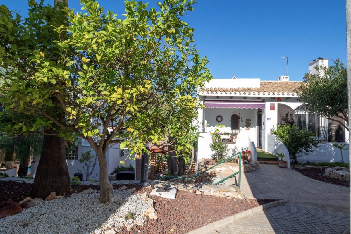 Properties for sale and rent in Spain photo 4