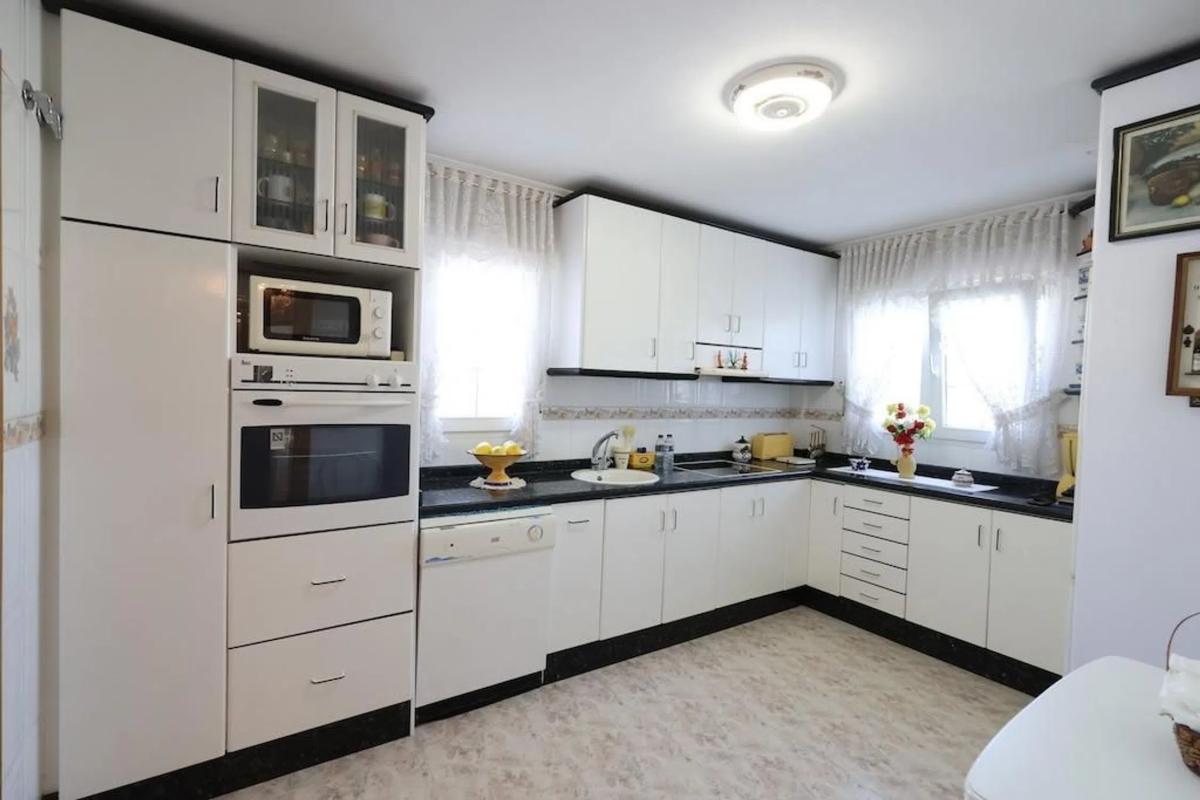 Продажа отдельного шале в Barrio Villamartín-Las Filipinas, Ориуэла photo 5