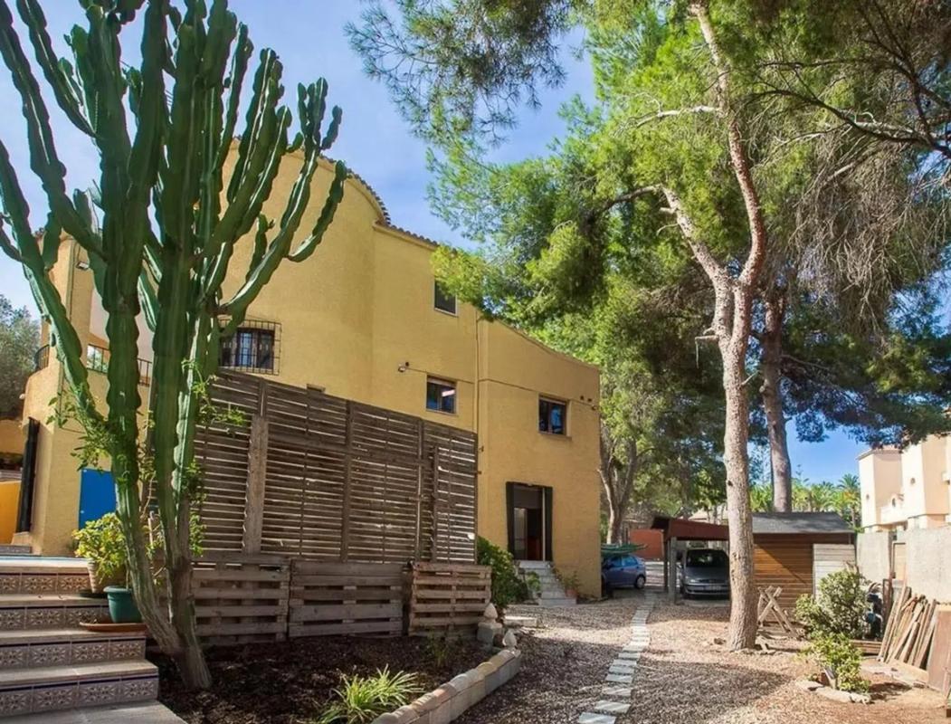Продажа отдельного шале в Calle los Pirineos, 48, Ориуэла photo 5