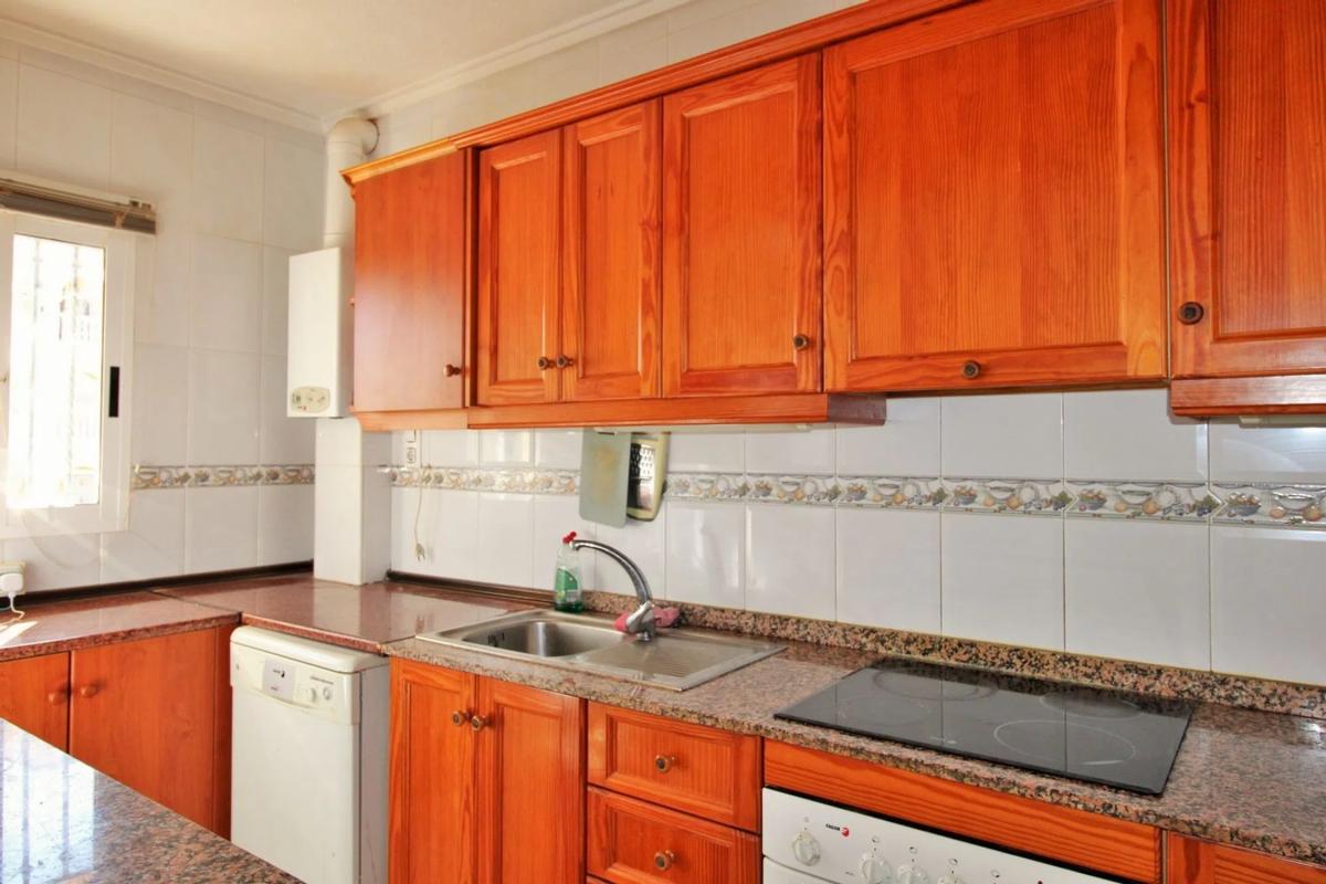 Properties for sale and rent in Spain photo 1