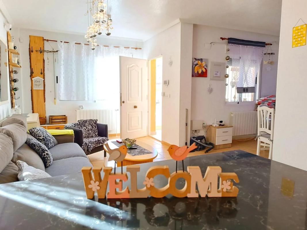 Sale of independent chalet in Calle Cuba s/n, Orihuela
photo 3