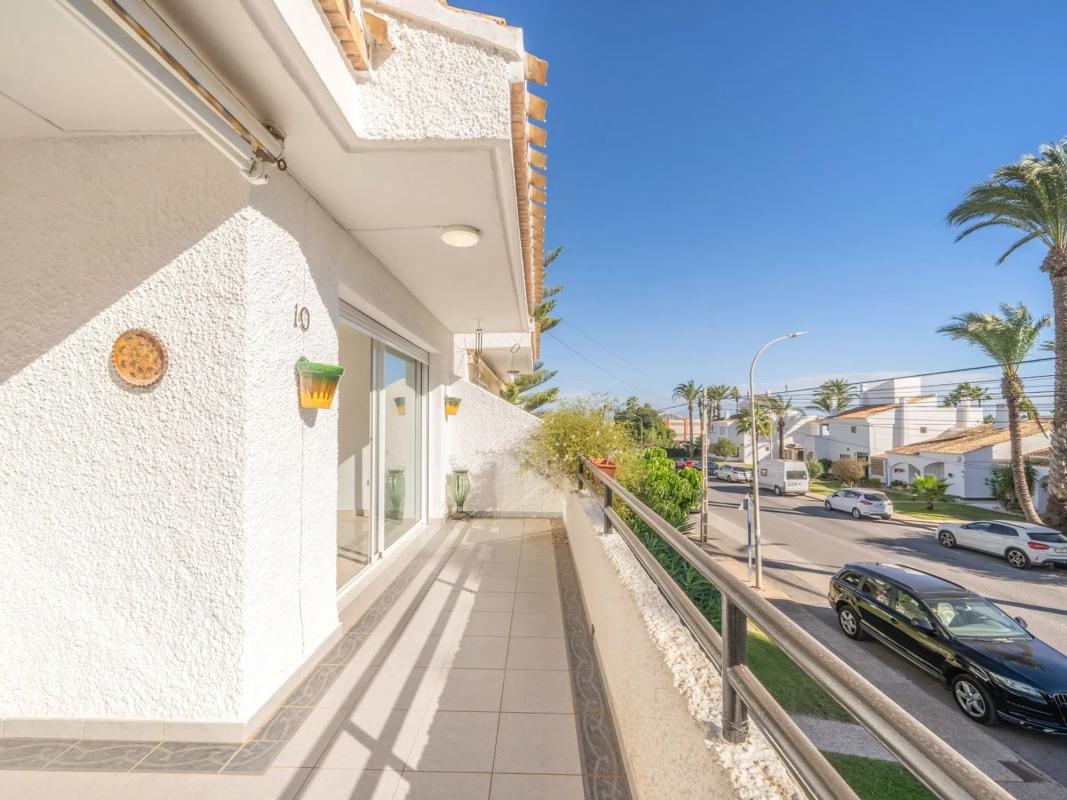 Venta de chalet adosado en  Barrio Villamartín-Las Filipinas , Orihuela photo 2