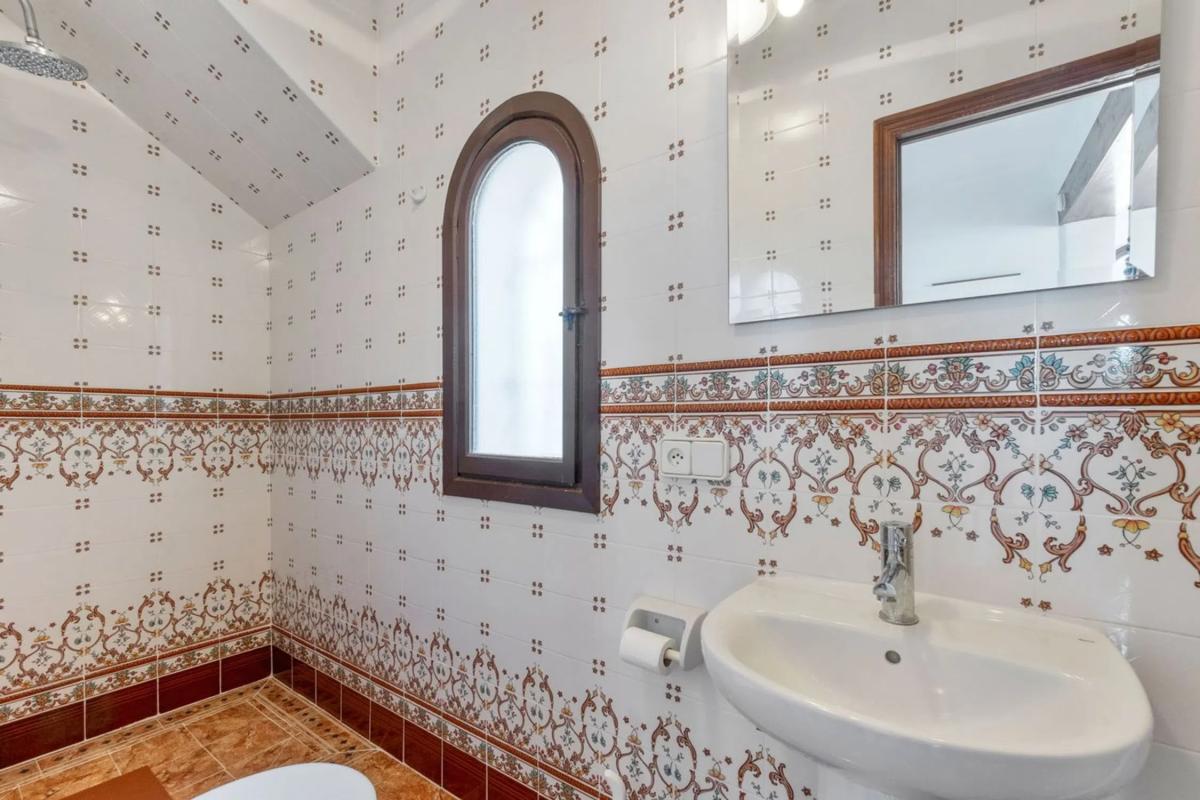 Продажа отдельного шале в Calle Manuel de Falla s/n, Ориуэла photo 1