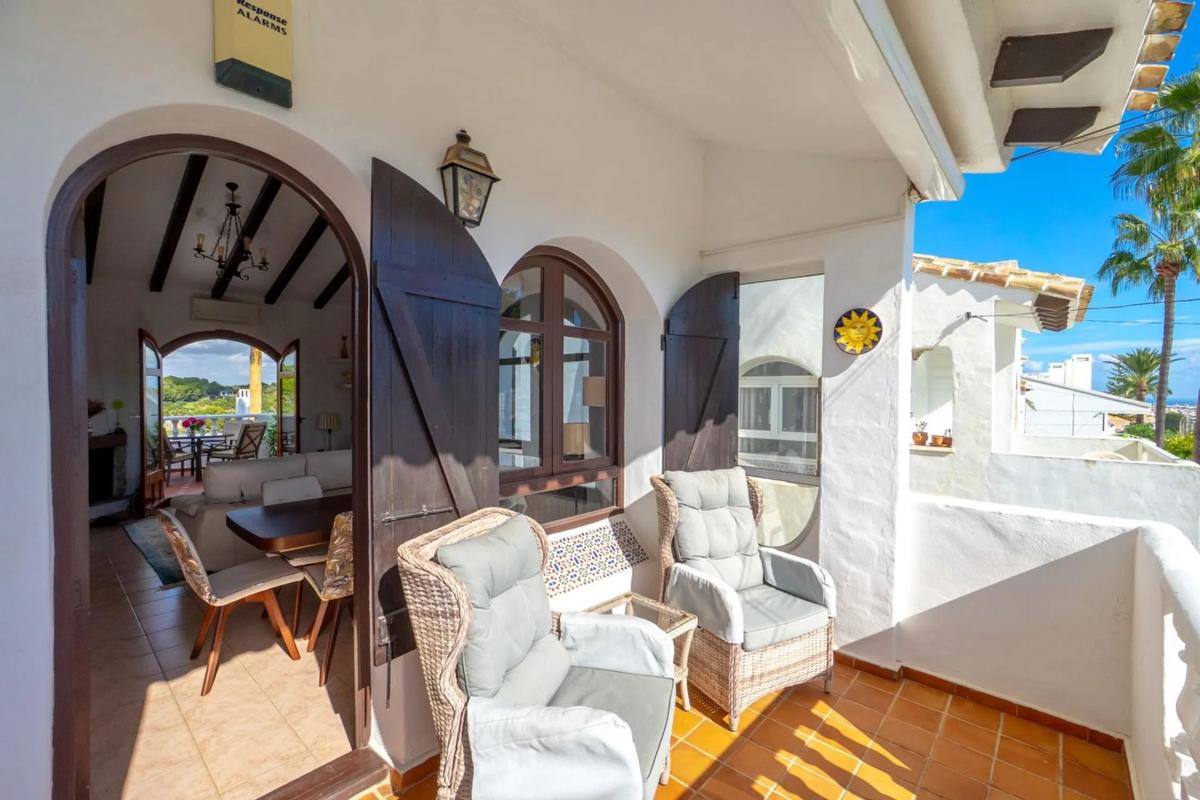 Продажа отдельного шале в Calle Manuel de Falla s/n, Ориуэла photo 3