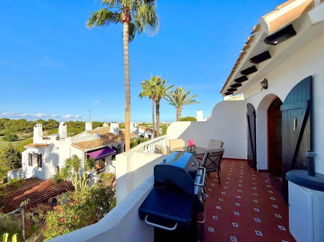 Продажа отдельного шале в  Barrio Villamartín-Las Filipinas, Ориуэла photo 4
