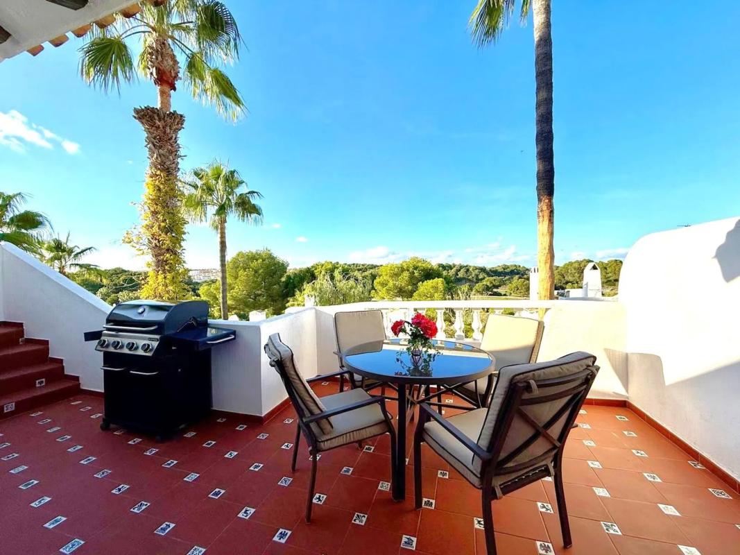 Продажа отдельного шале в Calle Manuel de Falla, 1, Ориуэла photo 5