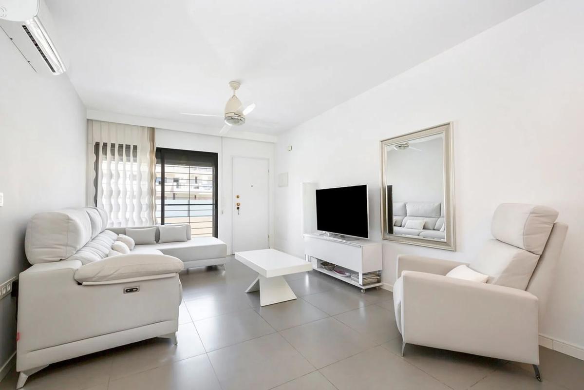 Продажа квартиры на Zona Pueblo, Пилар де ла Орадада
photo 5